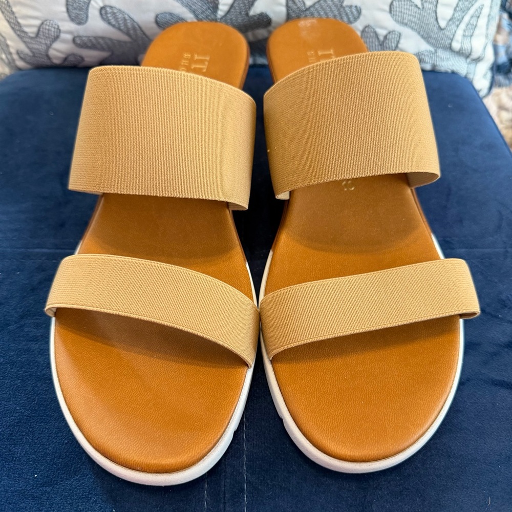 Toscanella Elegant Tan Slide Sandals